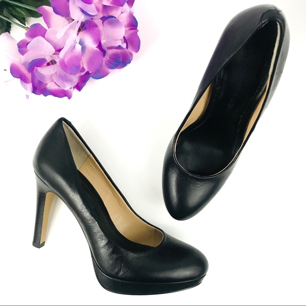Banana Republic Black Leather Platform Pumps